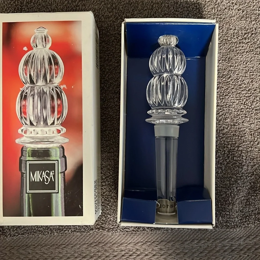 Mikasa Monterey bottle stopper